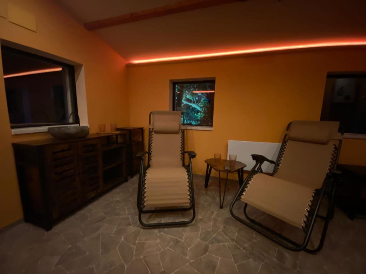 Ferienwohnung Gulfhaus, Mit Sauna Und Grossem Garten Apen Zewnętrze zdjęcie